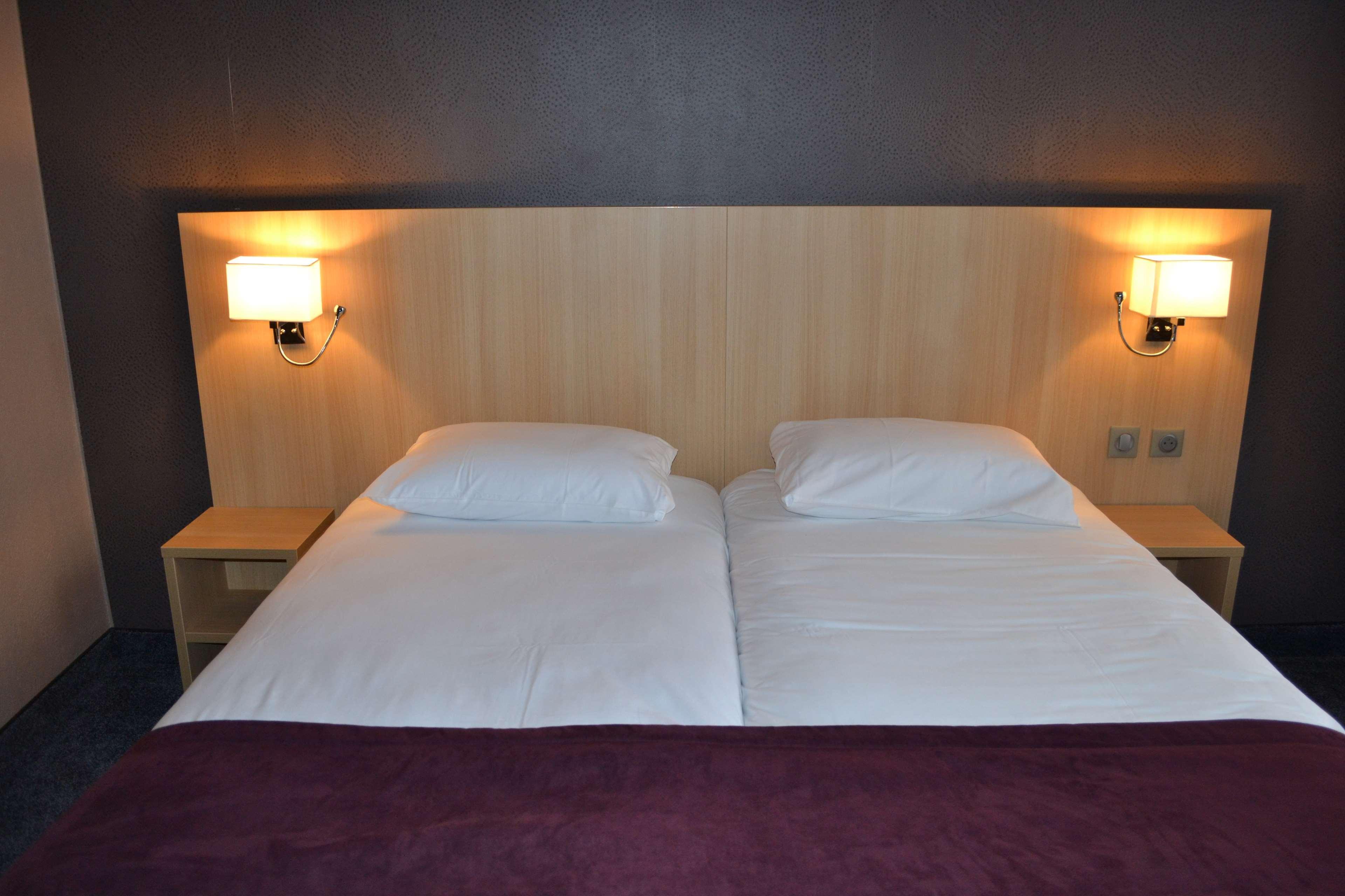 Hotel Europe And Spa Reims Luaran gambar