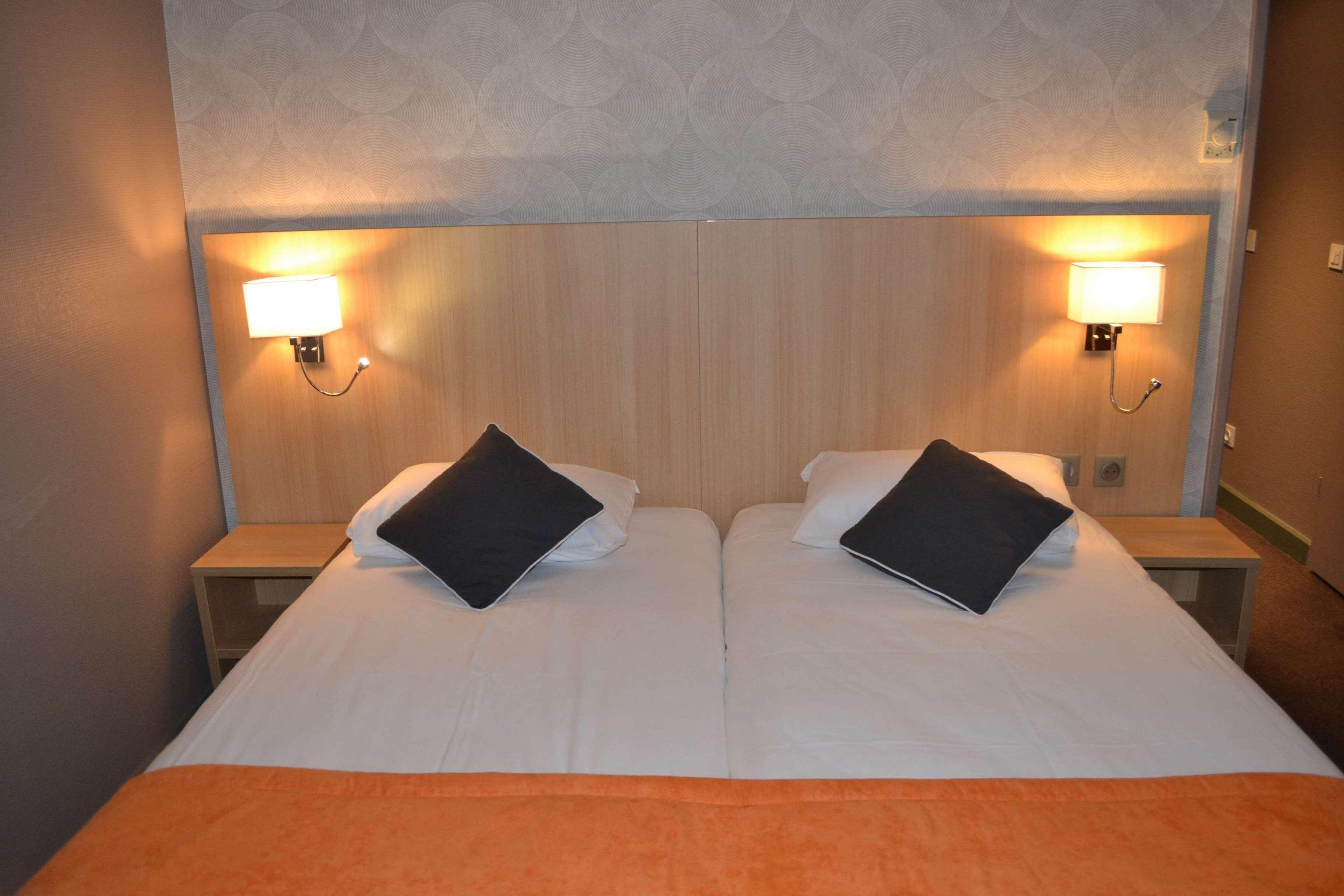 Hotel Europe And Spa Reims Luaran gambar
