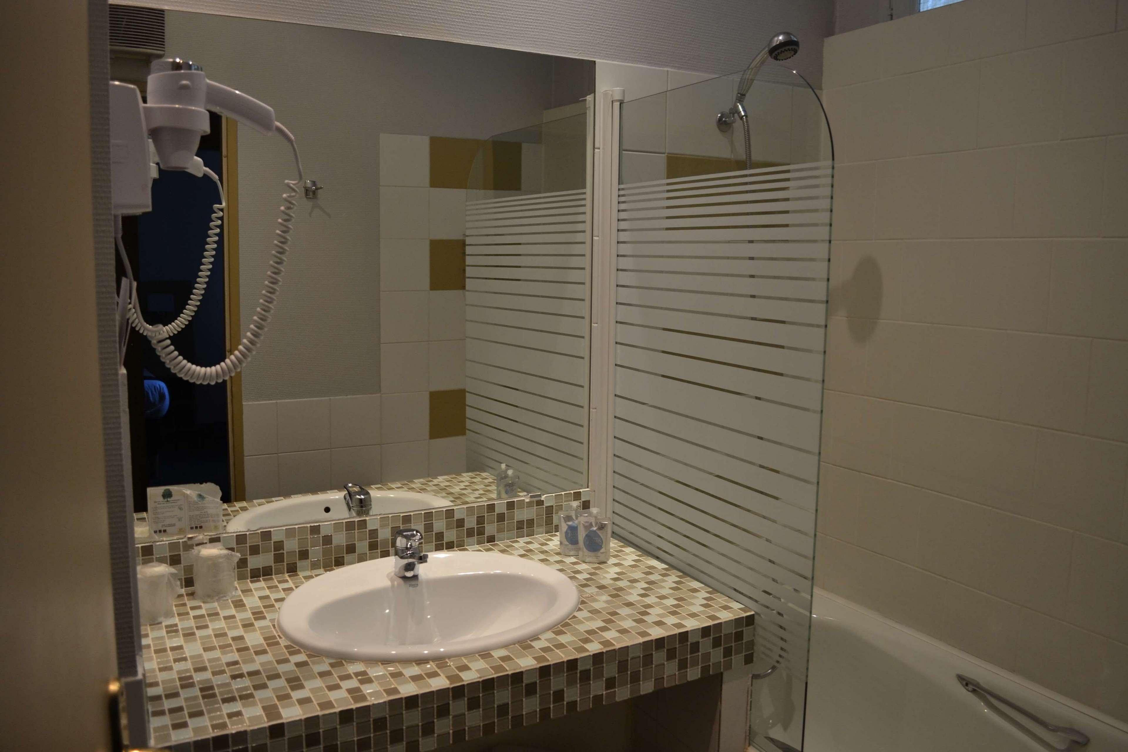 Hotel Europe And Spa Reims Luaran gambar