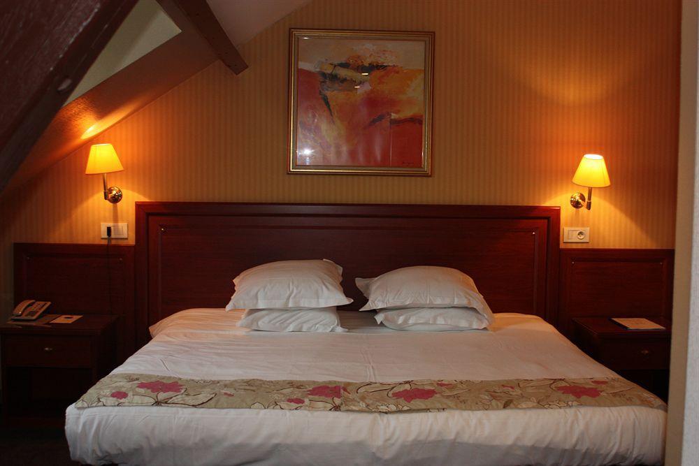 Hotel Europe And Spa Reims Bilik gambar