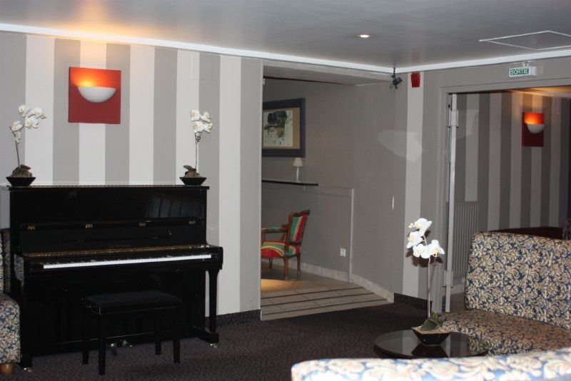 Hotel Europe And Spa Reims Luaran gambar